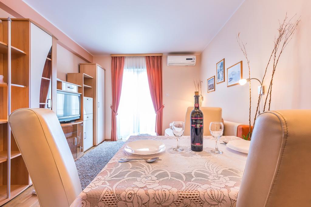 Villa Roses Apartments & Wellness Ičići Εξωτερικό φωτογραφία
